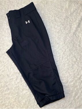 Under Armour Black Cropped Softball Joggers